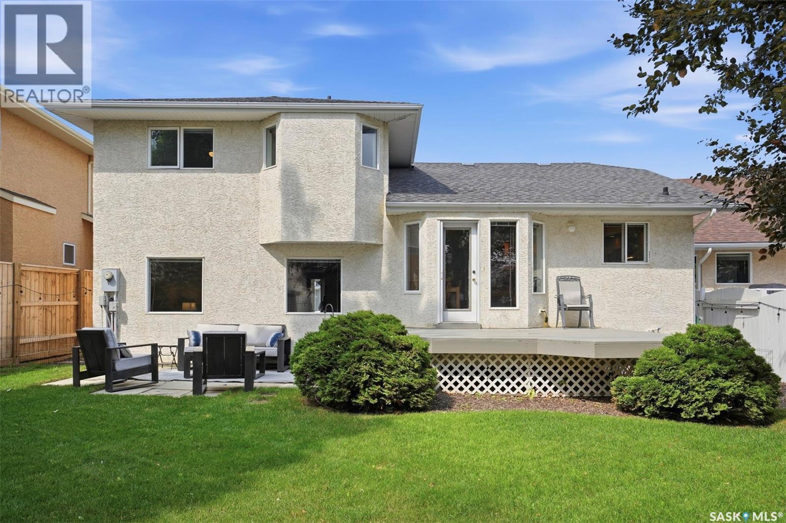 174 Hinitt Place, Saskatoon, SK