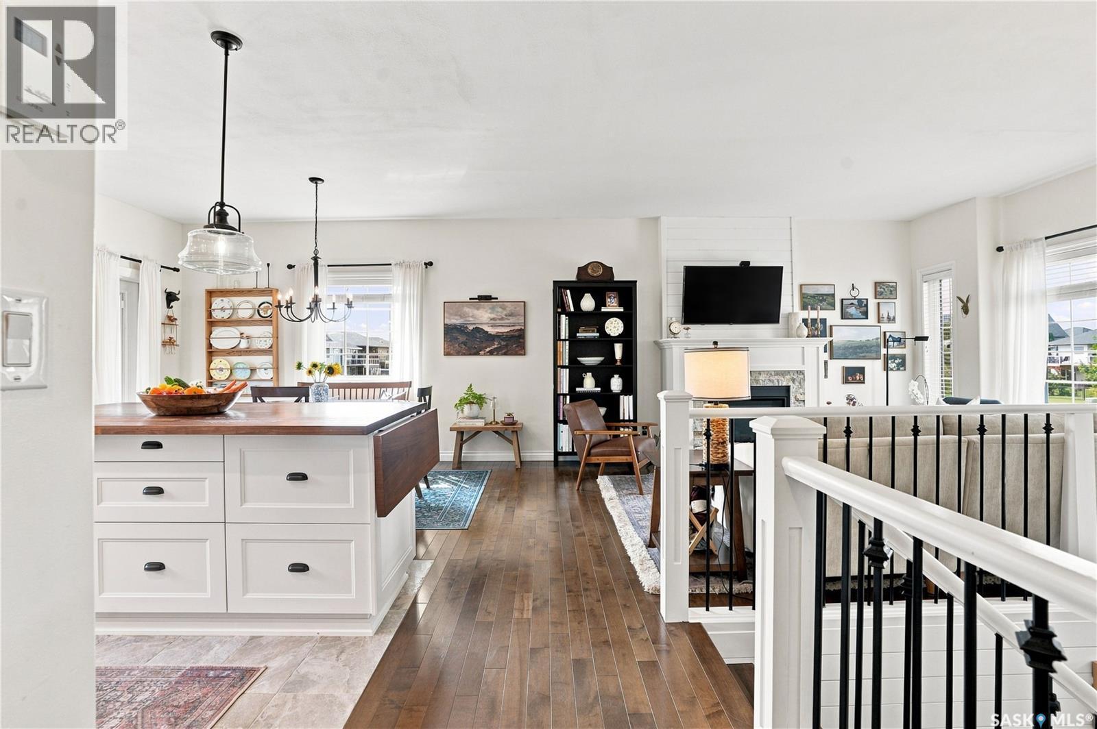 621 Braun Lane, Warman, SK - Indoor
