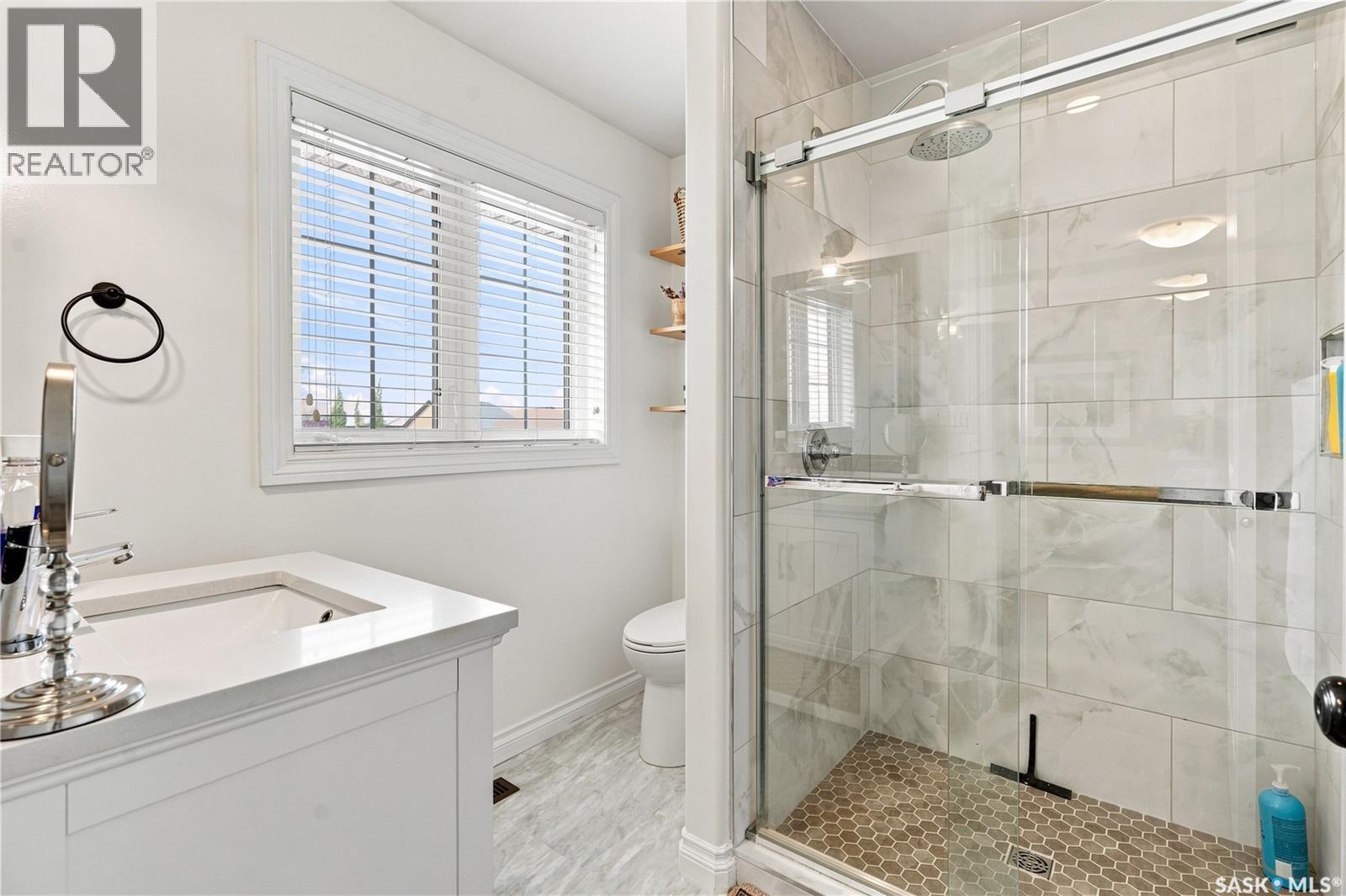 621 Braun Lane, Warman, SK - Indoor Photo Showing Bathroom