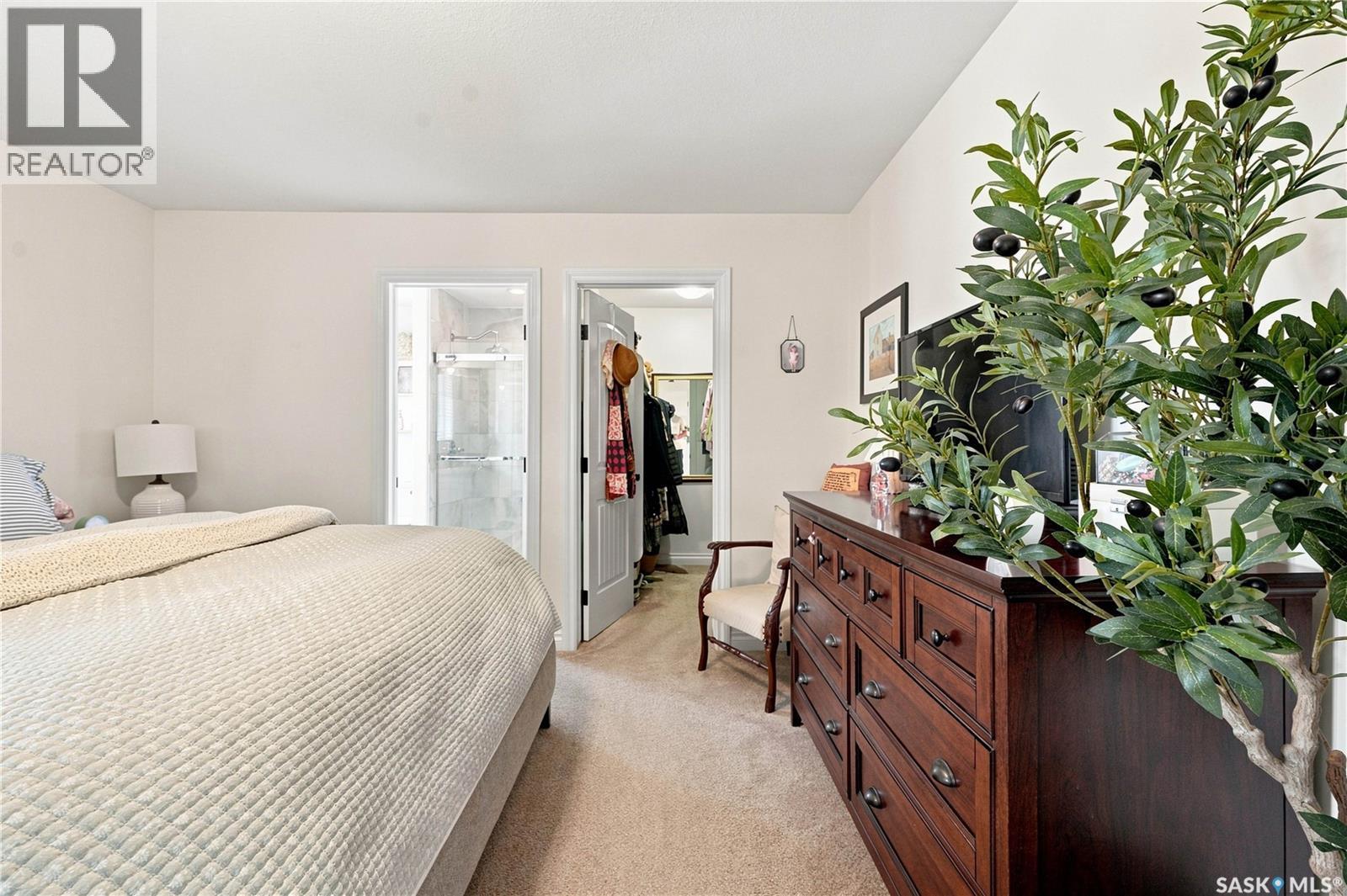 621 Braun Lane, Warman, SK - Indoor Photo Showing Bedroom