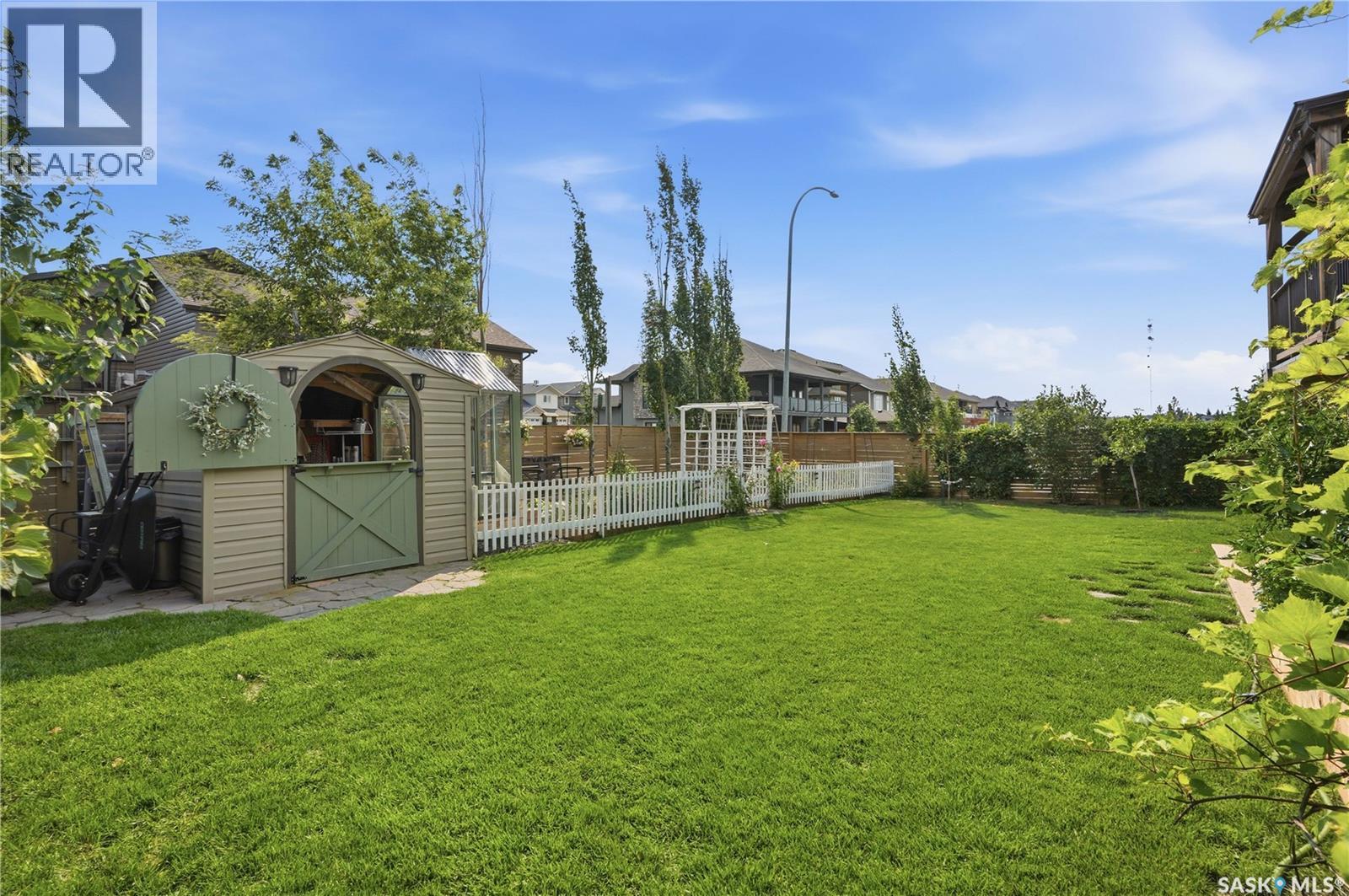 621 Braun Lane, Warman, SK - Outdoor