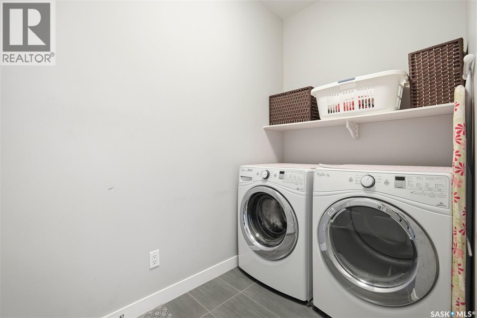 1115 Werschner Crescent, Saskatoon, SK - Indoor Photo Showing Laundry Room