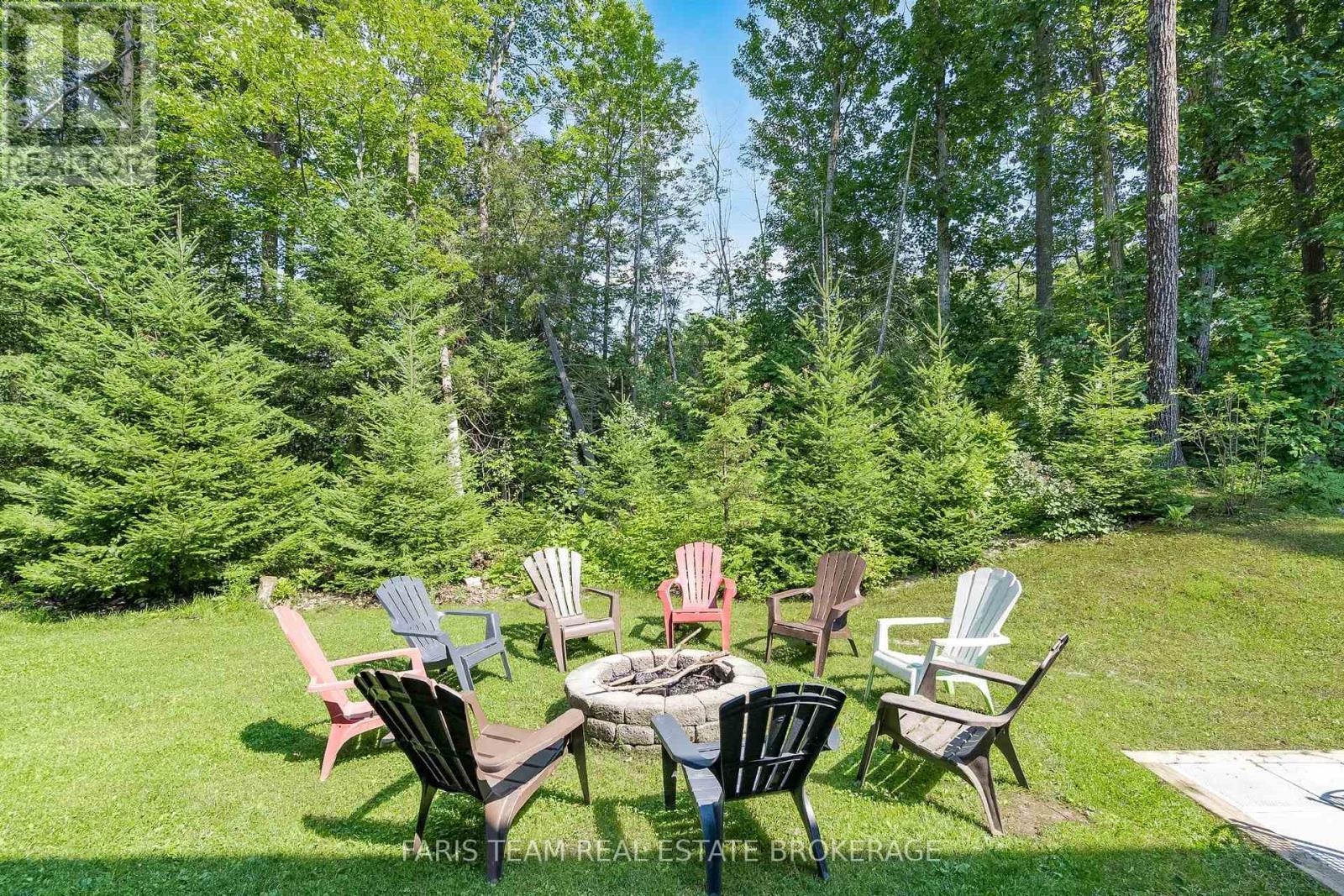 7 Duquette Court, Tiny, ON - Outdoor