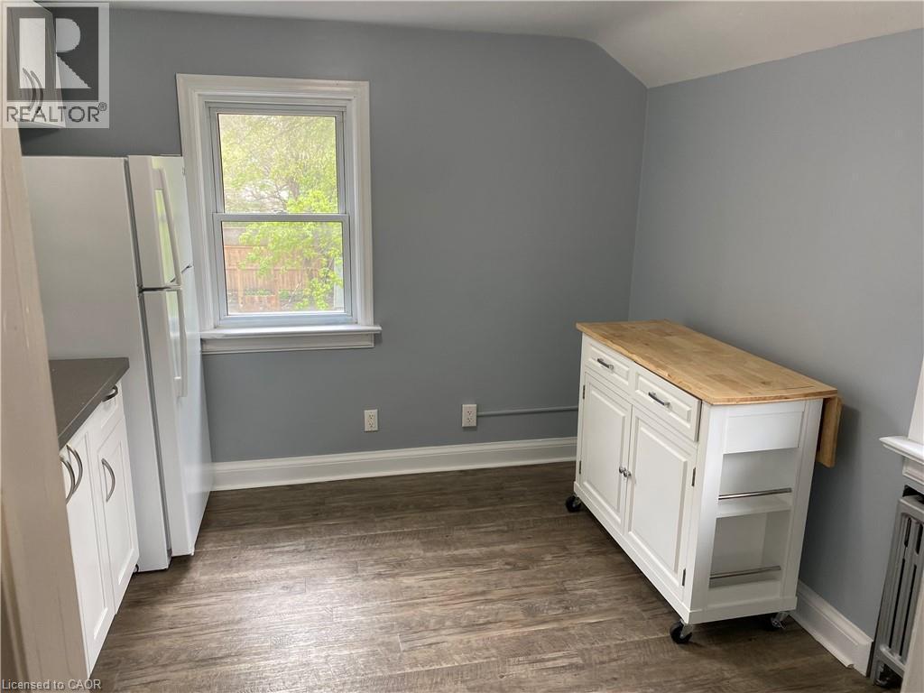49 West Avenue, Kitchener, ON - Indoor