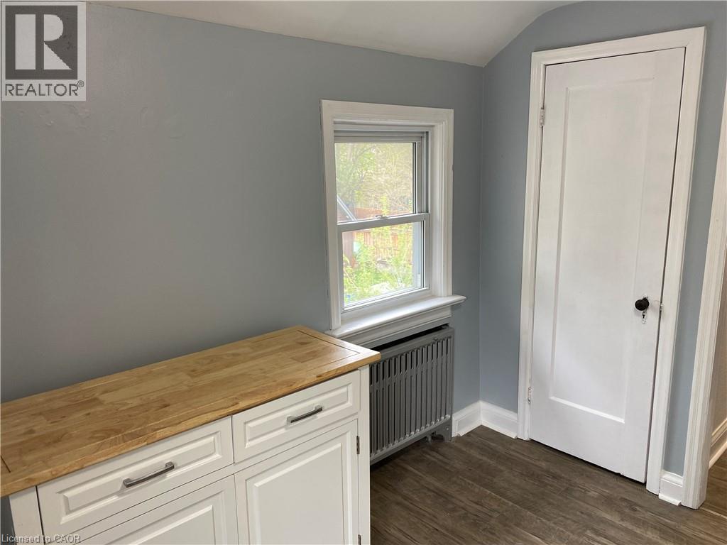 49 West Avenue, Kitchener, ON - Indoor Photo Showing Other Room
