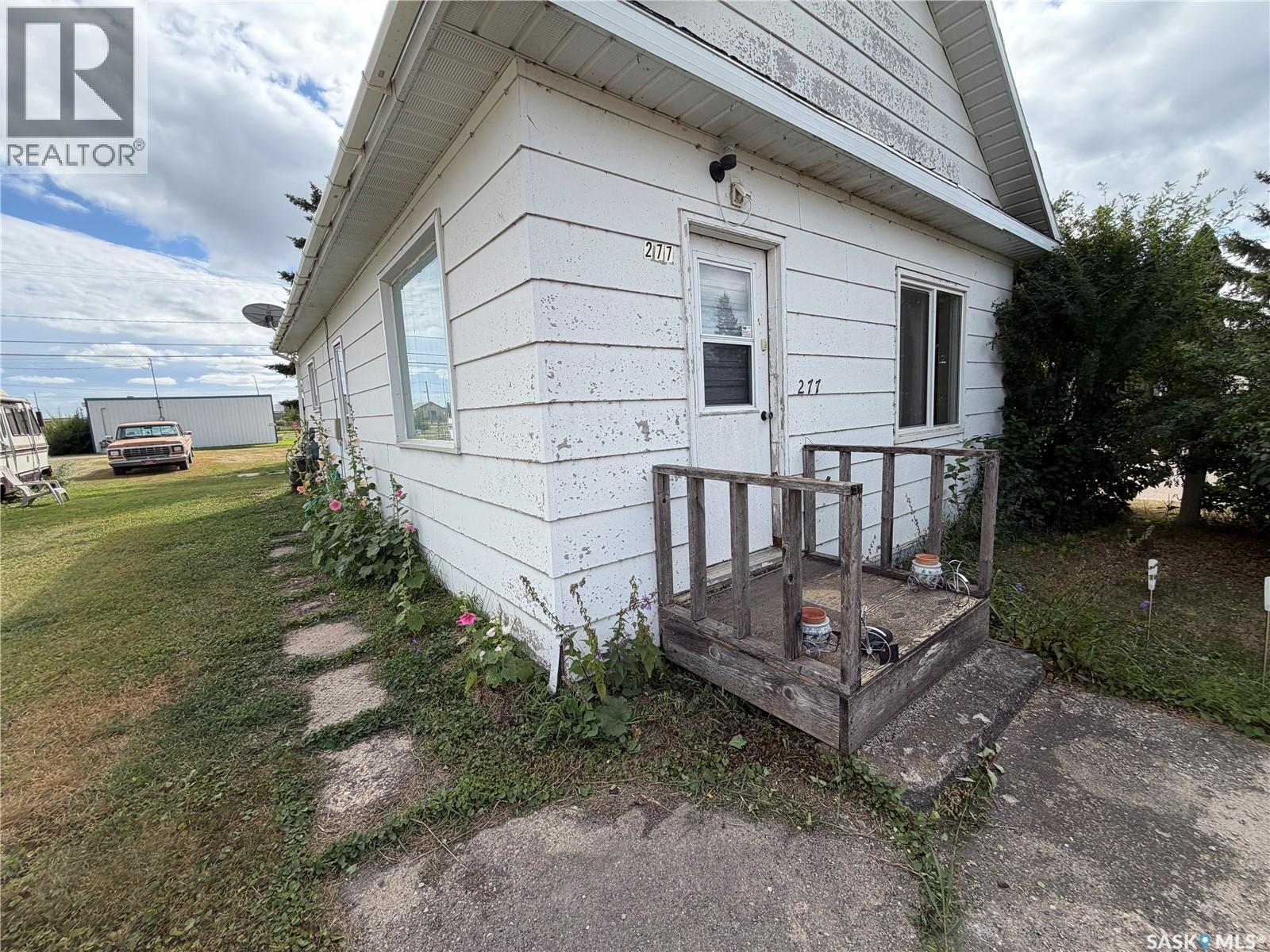 277 2Nd Avenue W, Melville, SK - Outdoor