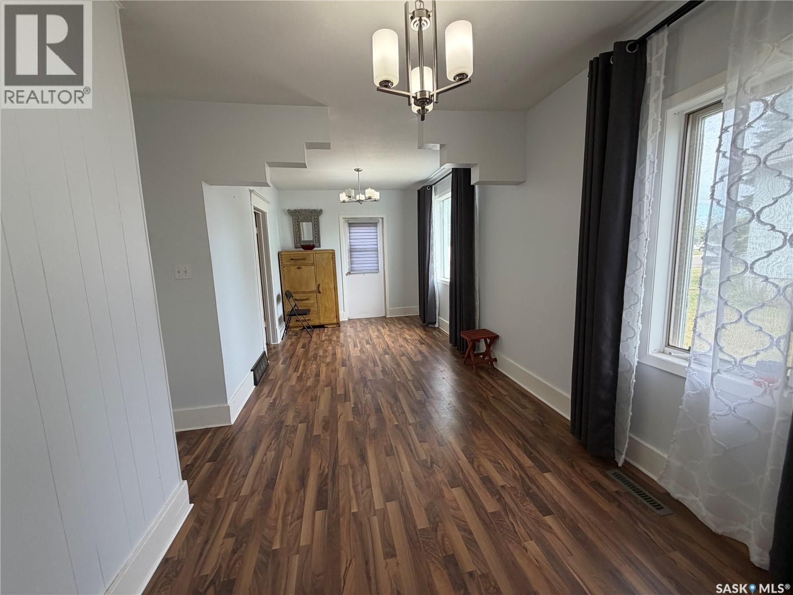 277 2Nd Avenue W, Melville, SK - Indoor Photo Showing Other Room