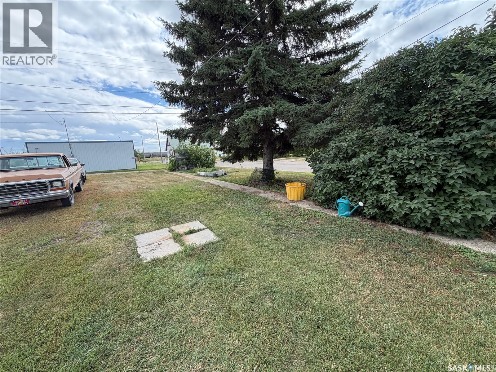 277 2Nd Avenue W, Melville, SK - Outdoor