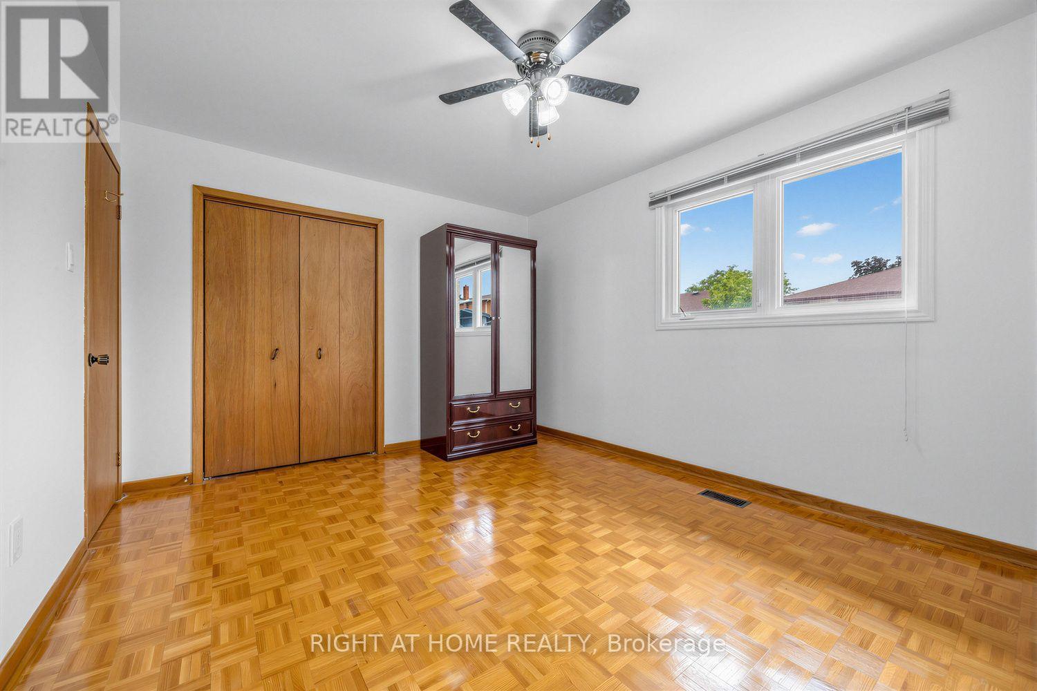3126 Mccarthy Court, Mississauga, ON