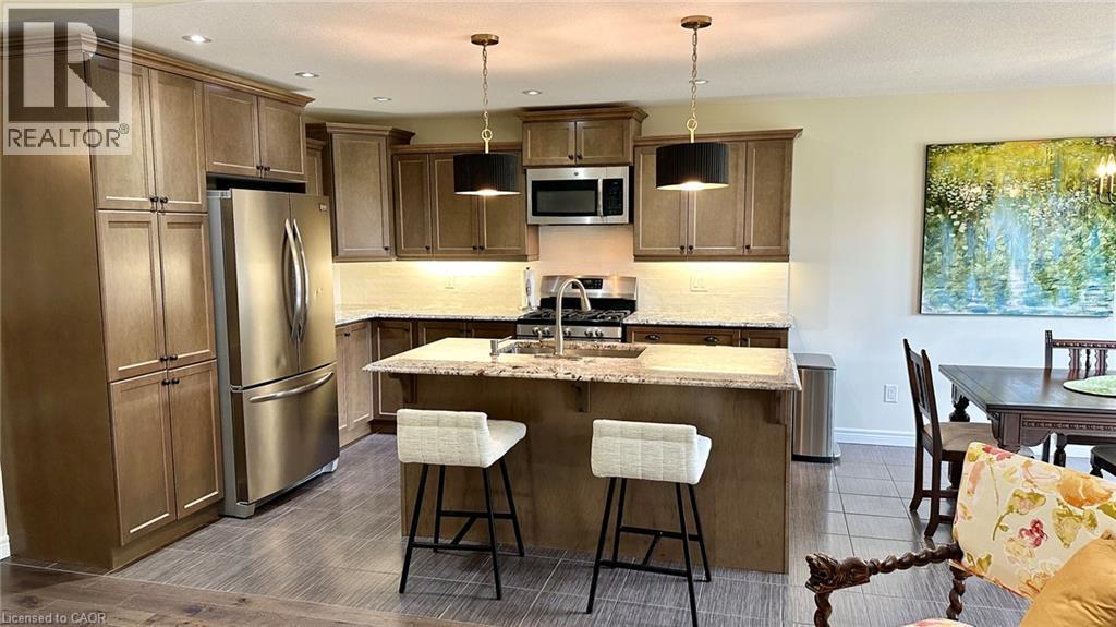 66 Driftwood Drive, Simcoe, ON - Indoor Photo Showing Kitchen With Upgraded Kitchen