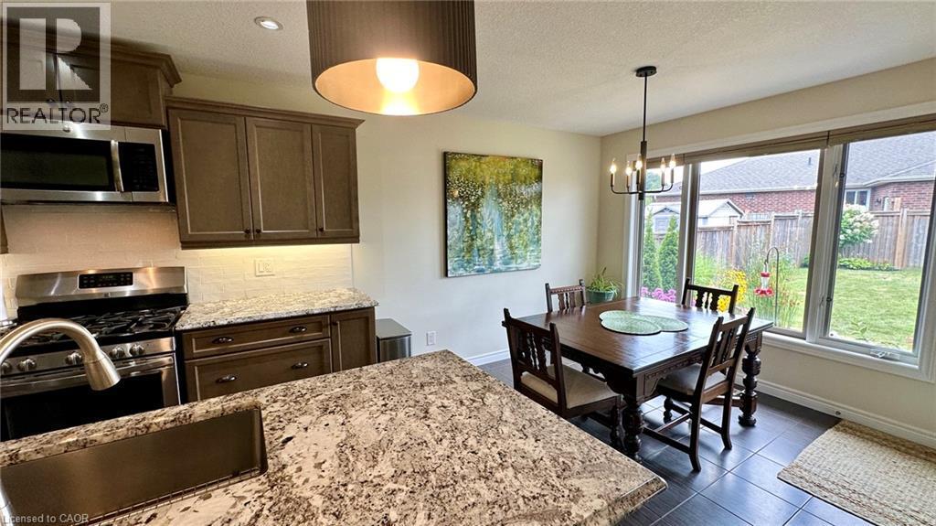 66 Driftwood Drive, Simcoe, ON - Indoor Photo Showing Dining Room