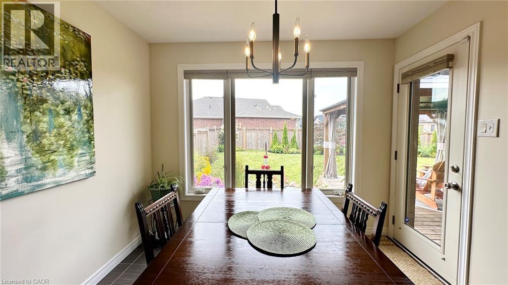 66 Driftwood Drive, Simcoe, ON - Indoor Photo Showing Dining Room
