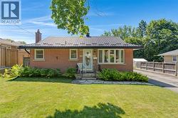 94 OTTAWA Crescent Guelph, ON N1E 2A9