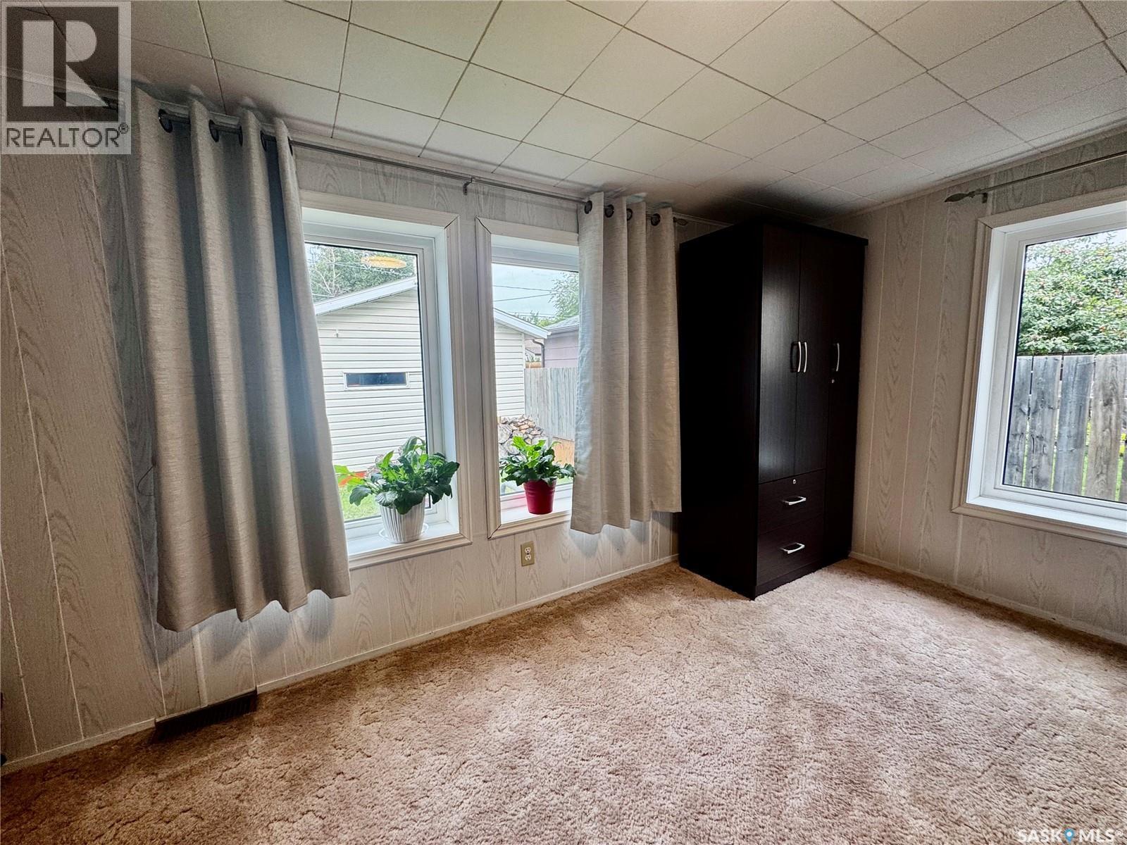 142 Peaker Avenue, Yorkton, SK - Indoor Photo Showing Other Room