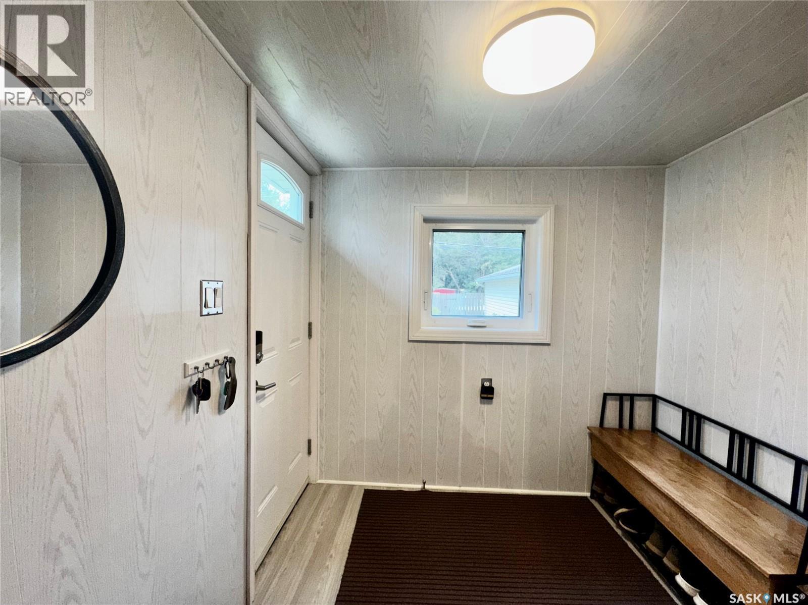 142 Peaker Avenue, Yorkton, SK - Indoor Photo Showing Other Room