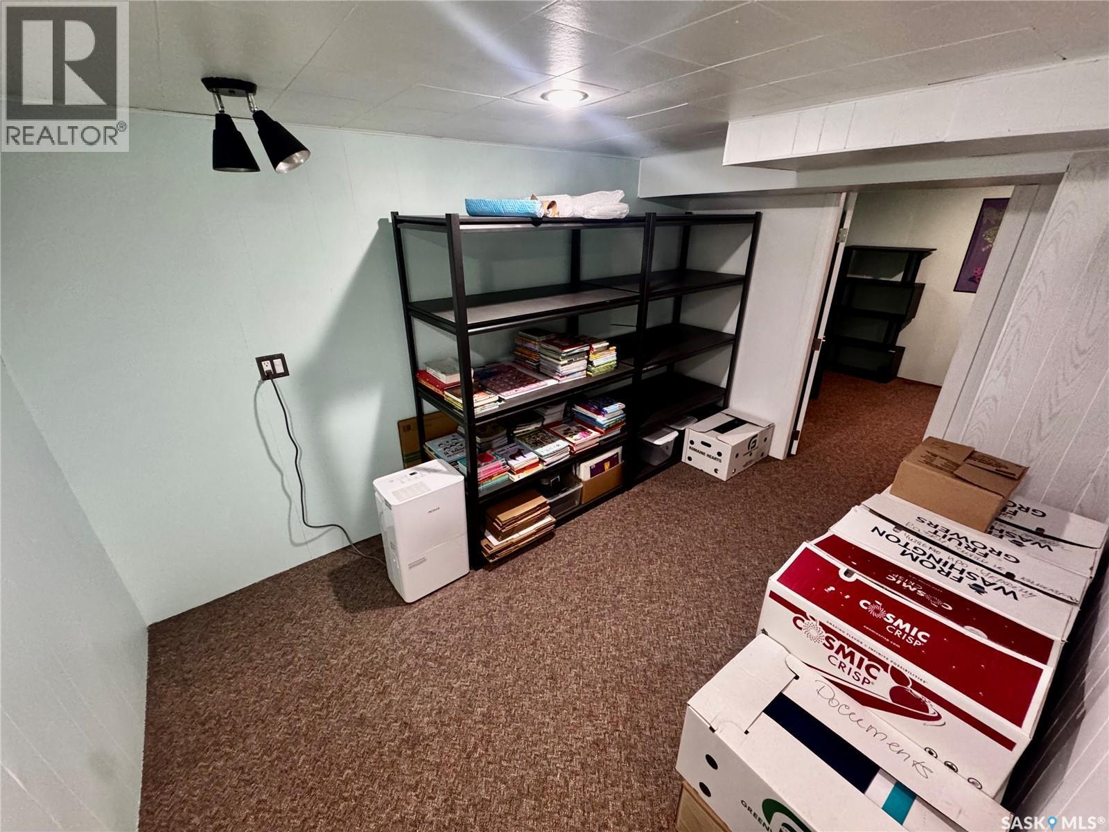 142 Peaker Avenue, Yorkton, SK - Indoor