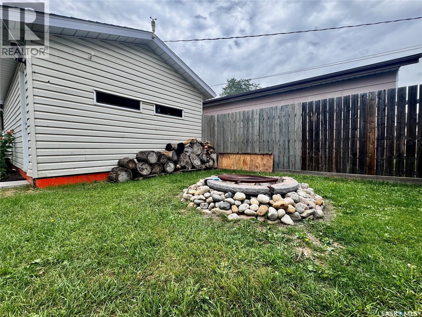 142 Peaker Avenue, Yorkton, SK - Outdoor