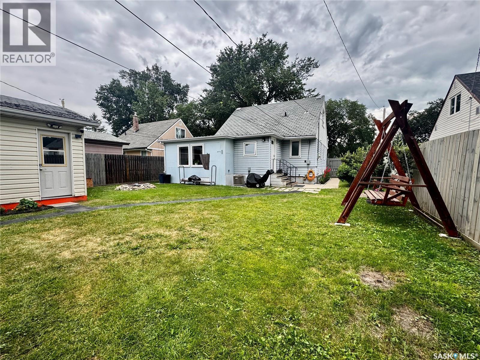 142 Peaker Avenue, Yorkton, SK - Outdoor