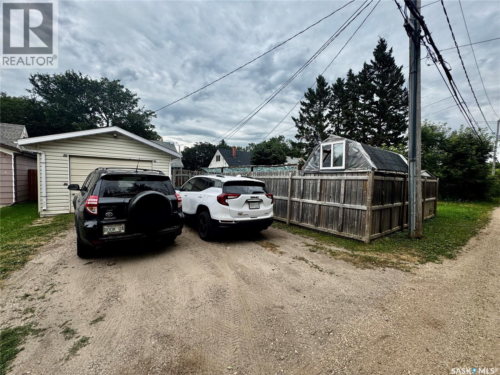 142 Peaker Avenue, Yorkton, SK - Outdoor