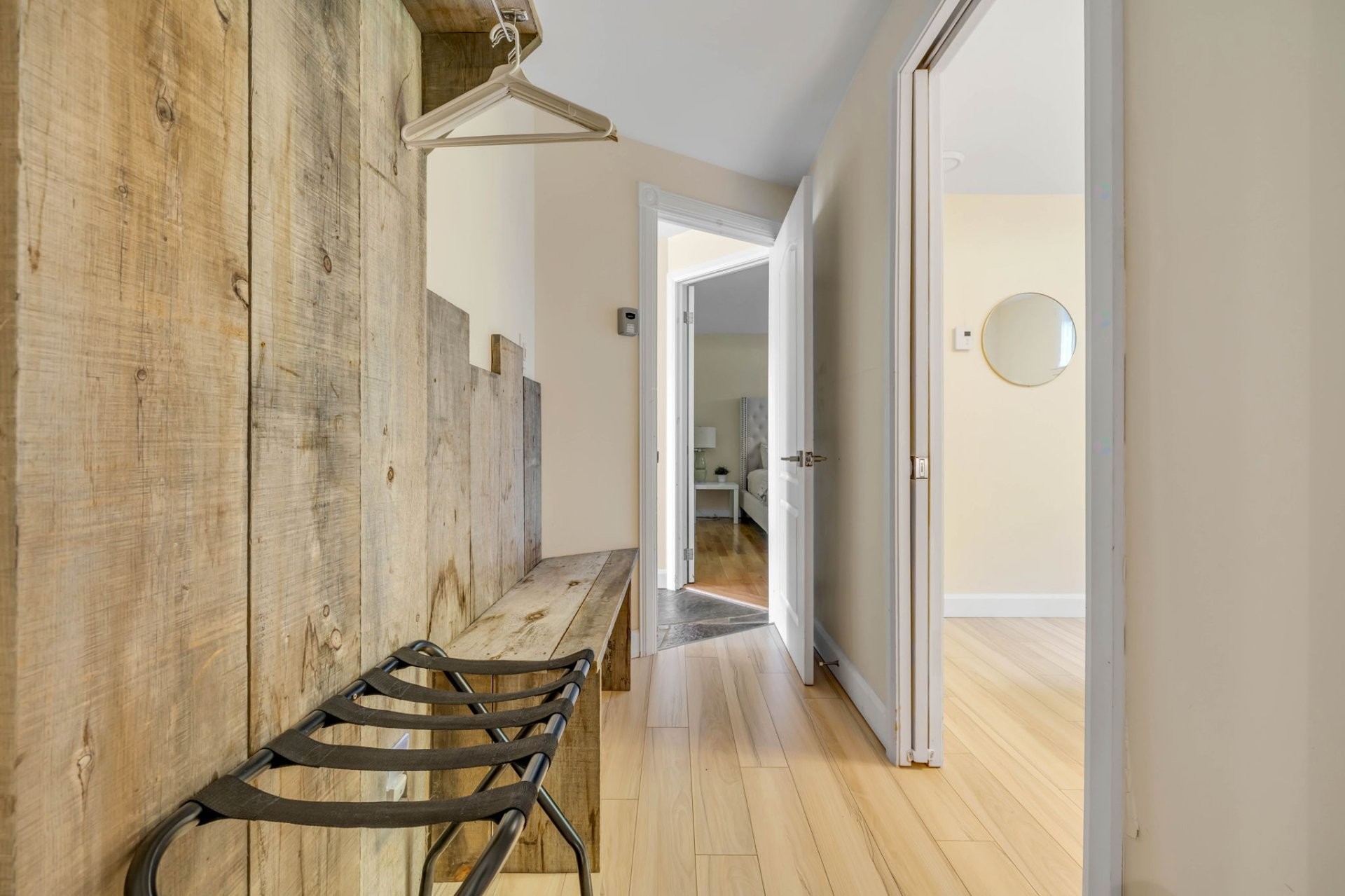 Corridor - 765 Av. Ste-Brigitte, Sainte-Brigitte-De-Laval, QC - Indoor Photo Showing Other Room
