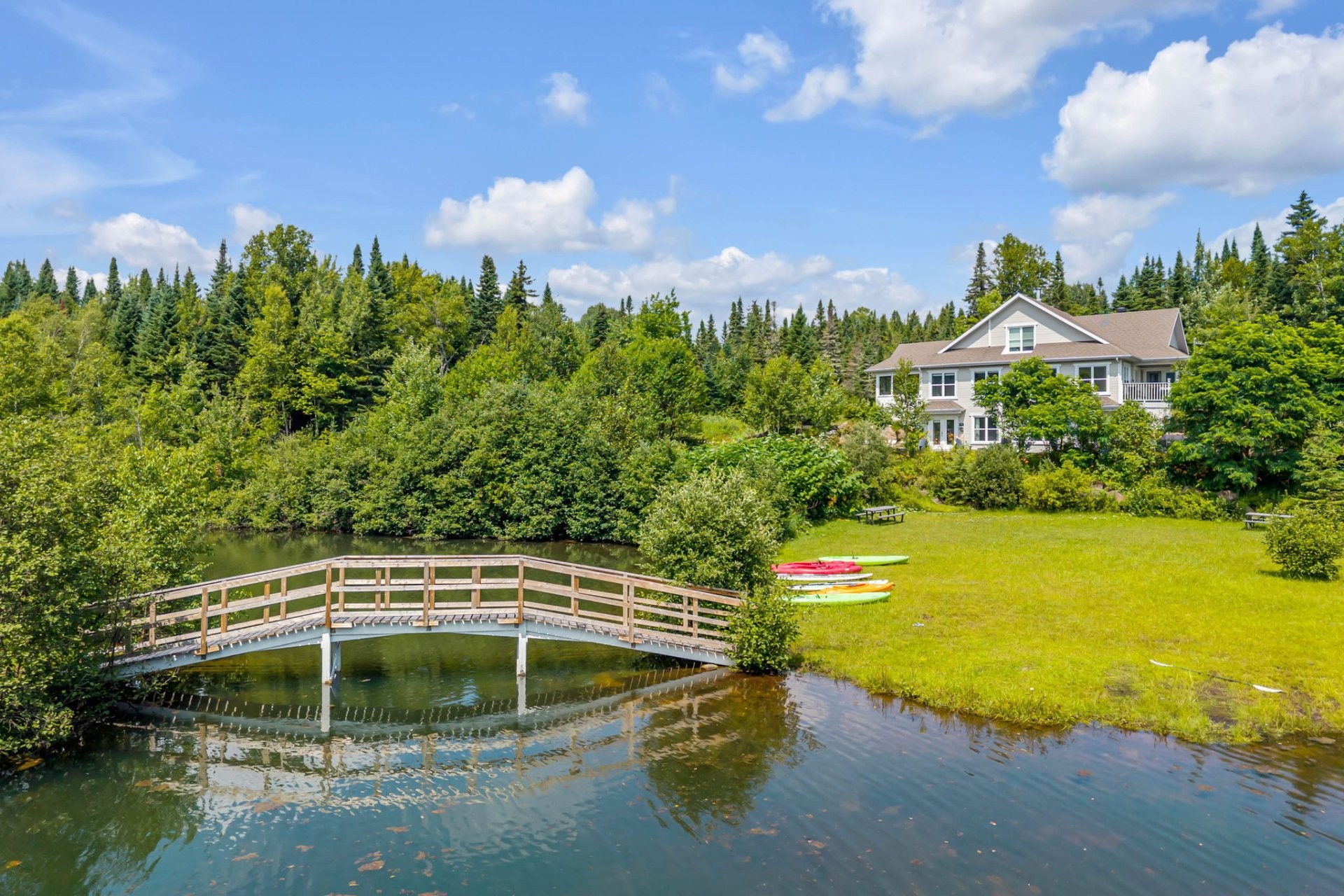 Photo aérienne - 765 Av. Ste-Brigitte, Sainte-Brigitte-De-Laval, QC - Outdoor With Body Of Water With View