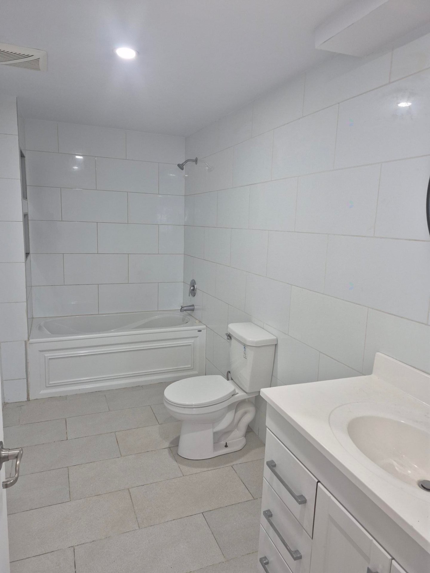 Bathroom - 14A Rue De Bayeux, Laval (Laval-Des-Rapides), QC - Indoor Photo Showing Bathroom