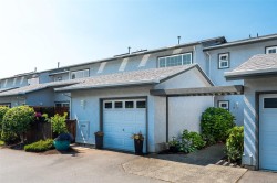 #9-2115 Amelia Ave Sidney, BC V8L 3Z8