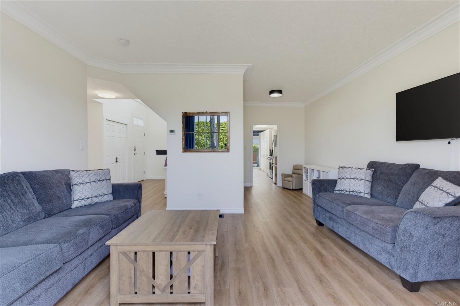 #9-2115 Amelia Ave, Sidney, BC