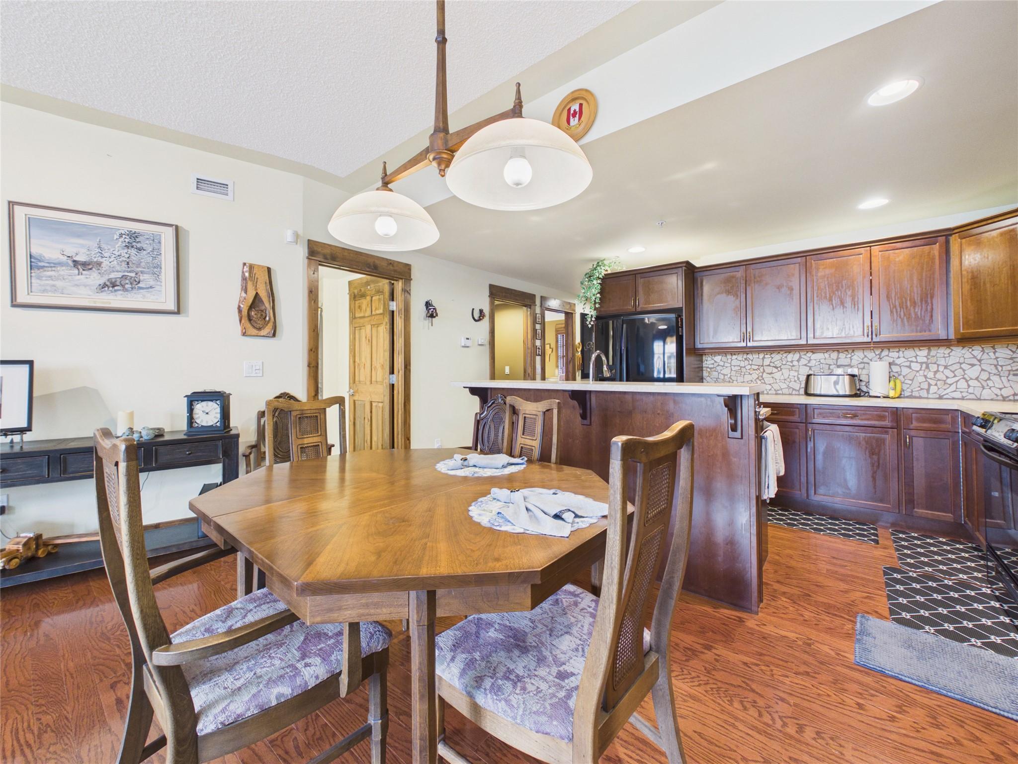 308-880 Dogwood Drive, Kimberley, BC - Indoor Photo Showing Dining Room