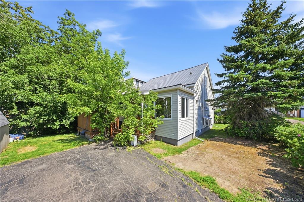 33 Bishop St, Moncton, NB