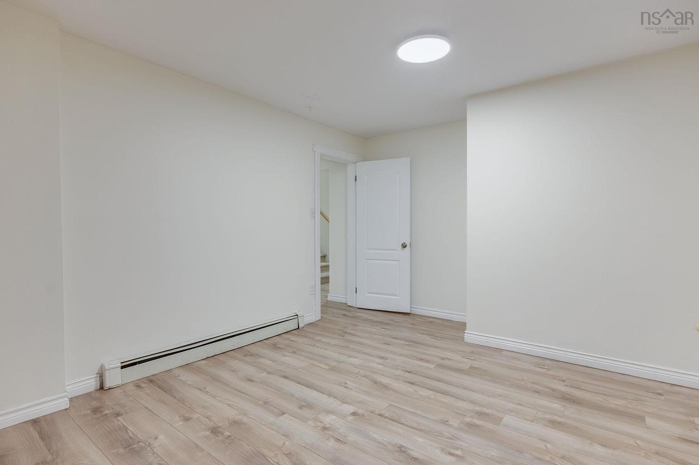 86 Stone Gate Drive, Halifax, NS - Indoor Photo Showing Other Room