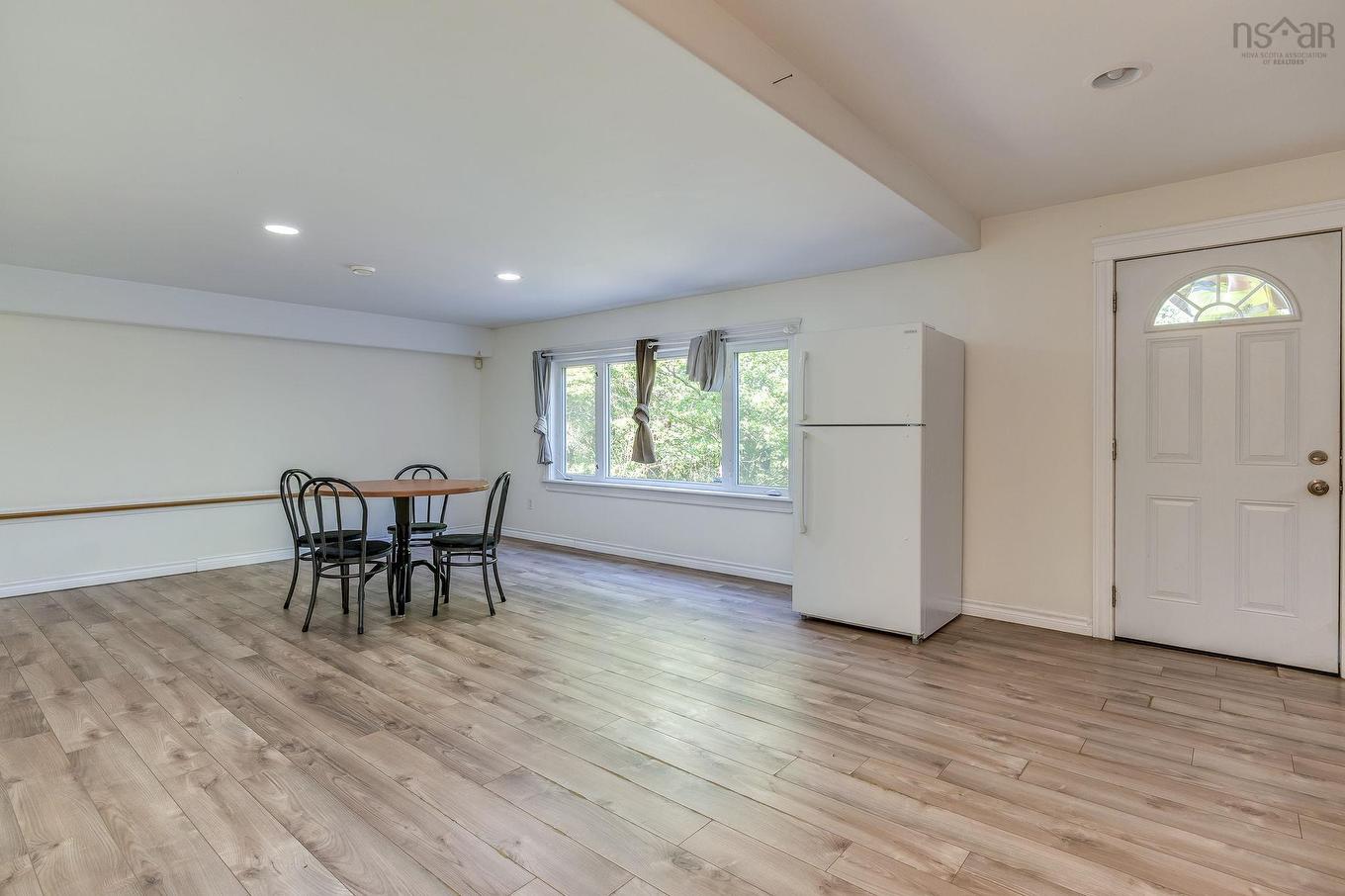 86 Stone Gate Drive, Halifax, NS - Indoor