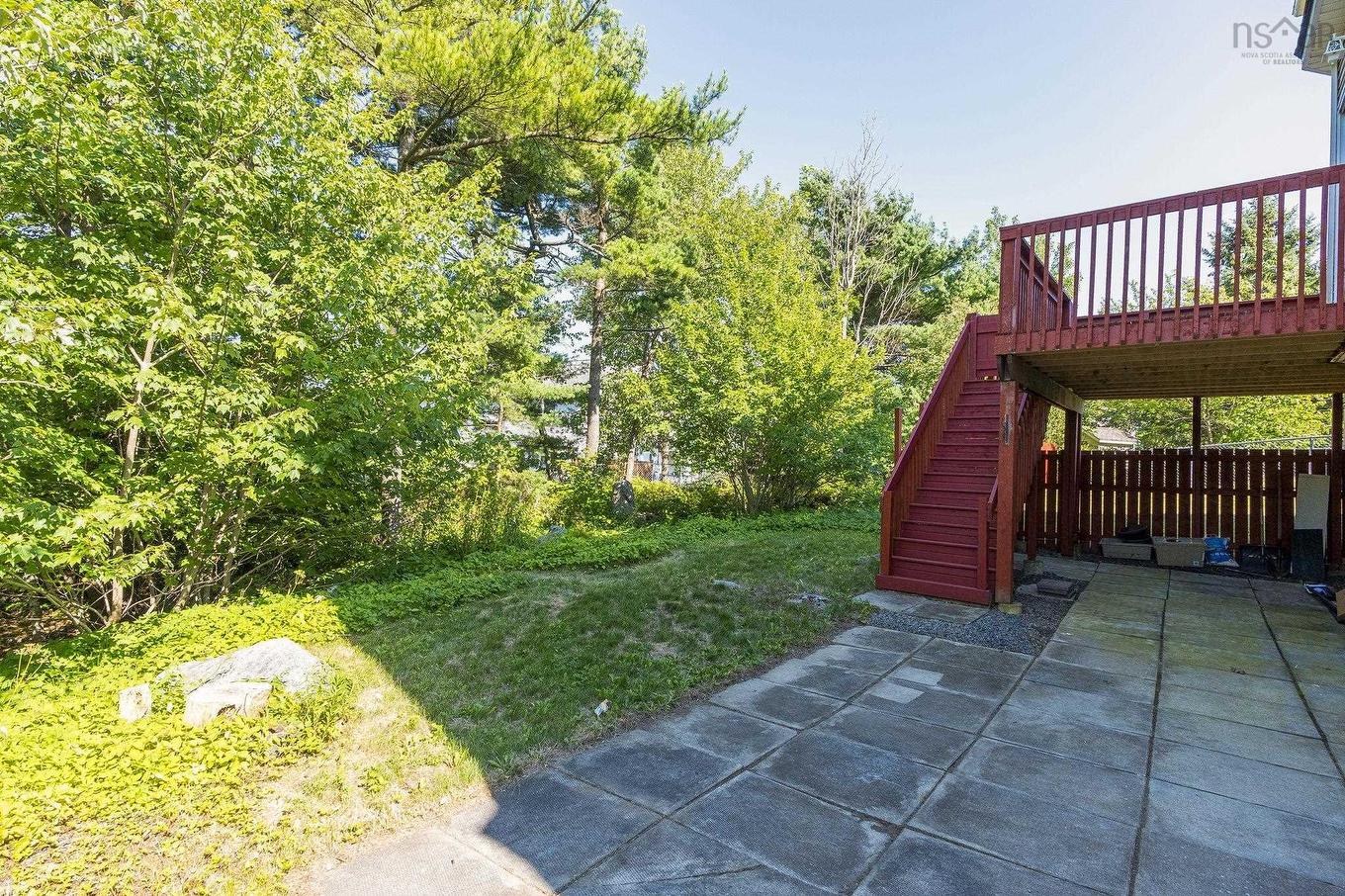 86 Stone Gate Drive, Halifax, NS - Outdoor