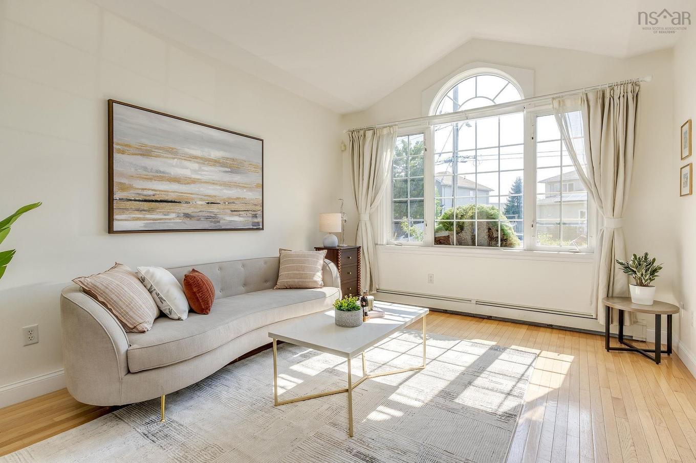 86 Stone Gate Drive, Halifax, NS - Indoor Photo Showing Living Room