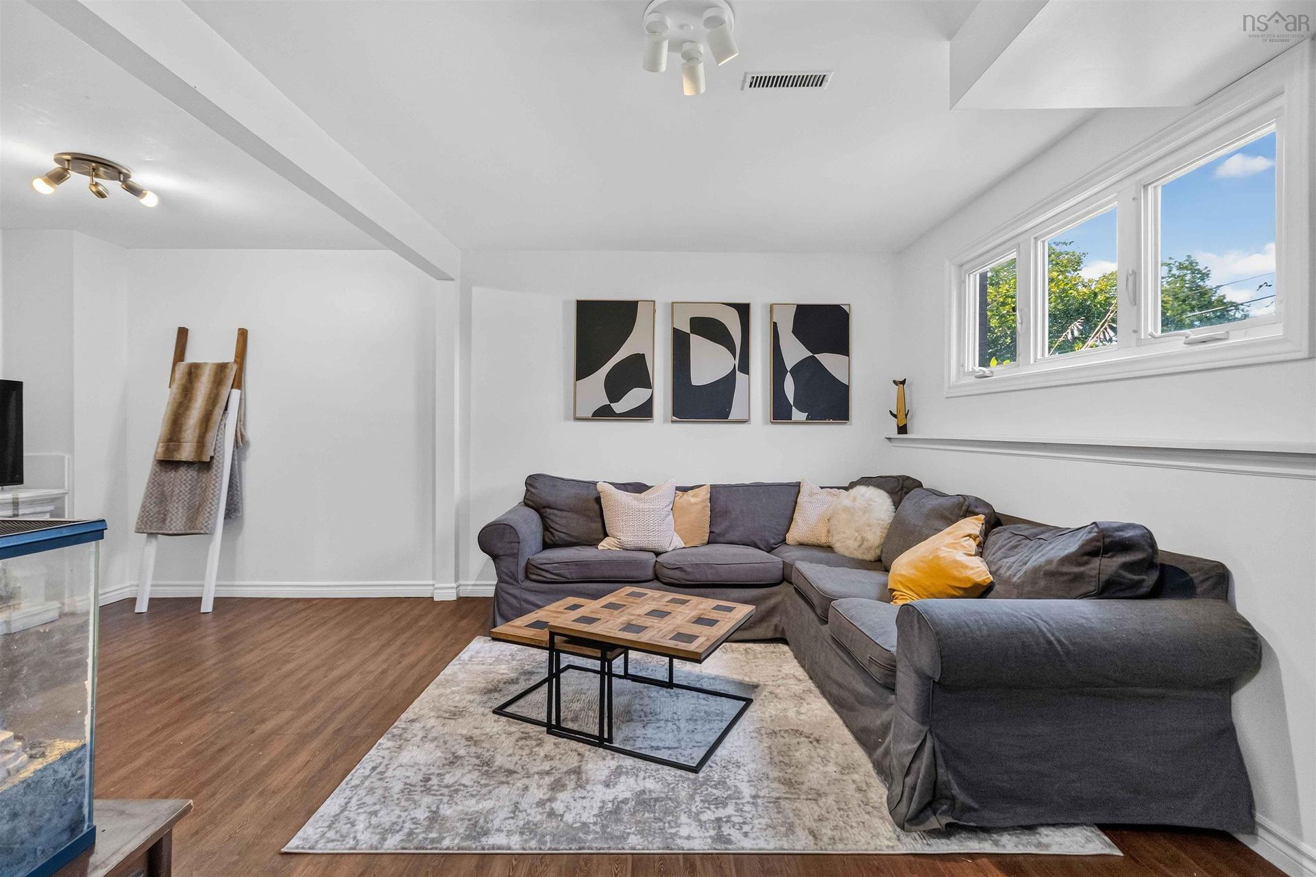 27 Armbro Lane, Cole Harbour, NS