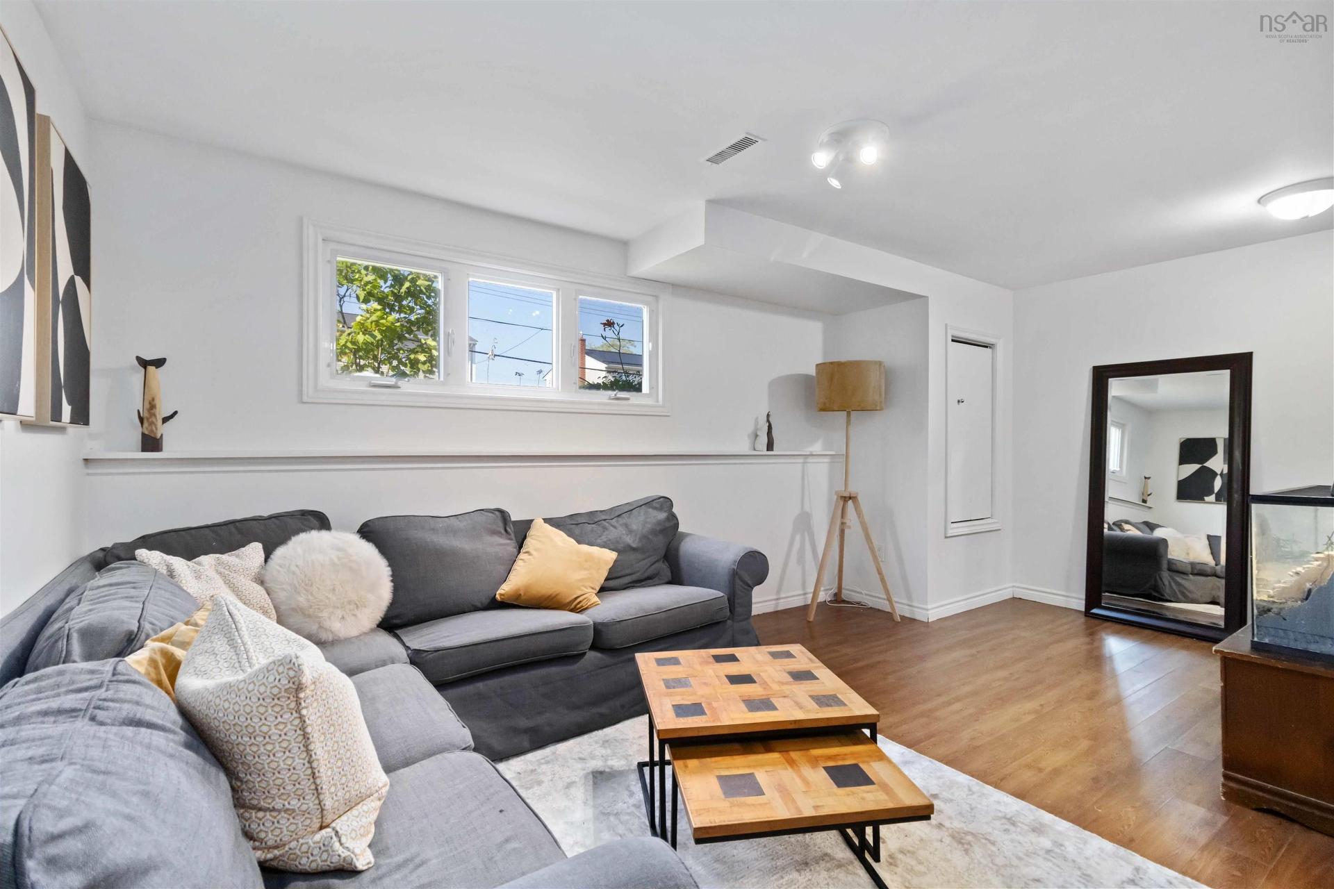 27 Armbro Lane, Cole Harbour, NS