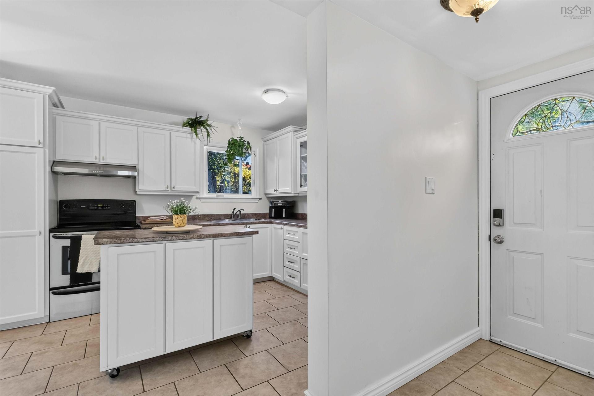 27 Armbro Lane, Cole Harbour, NS