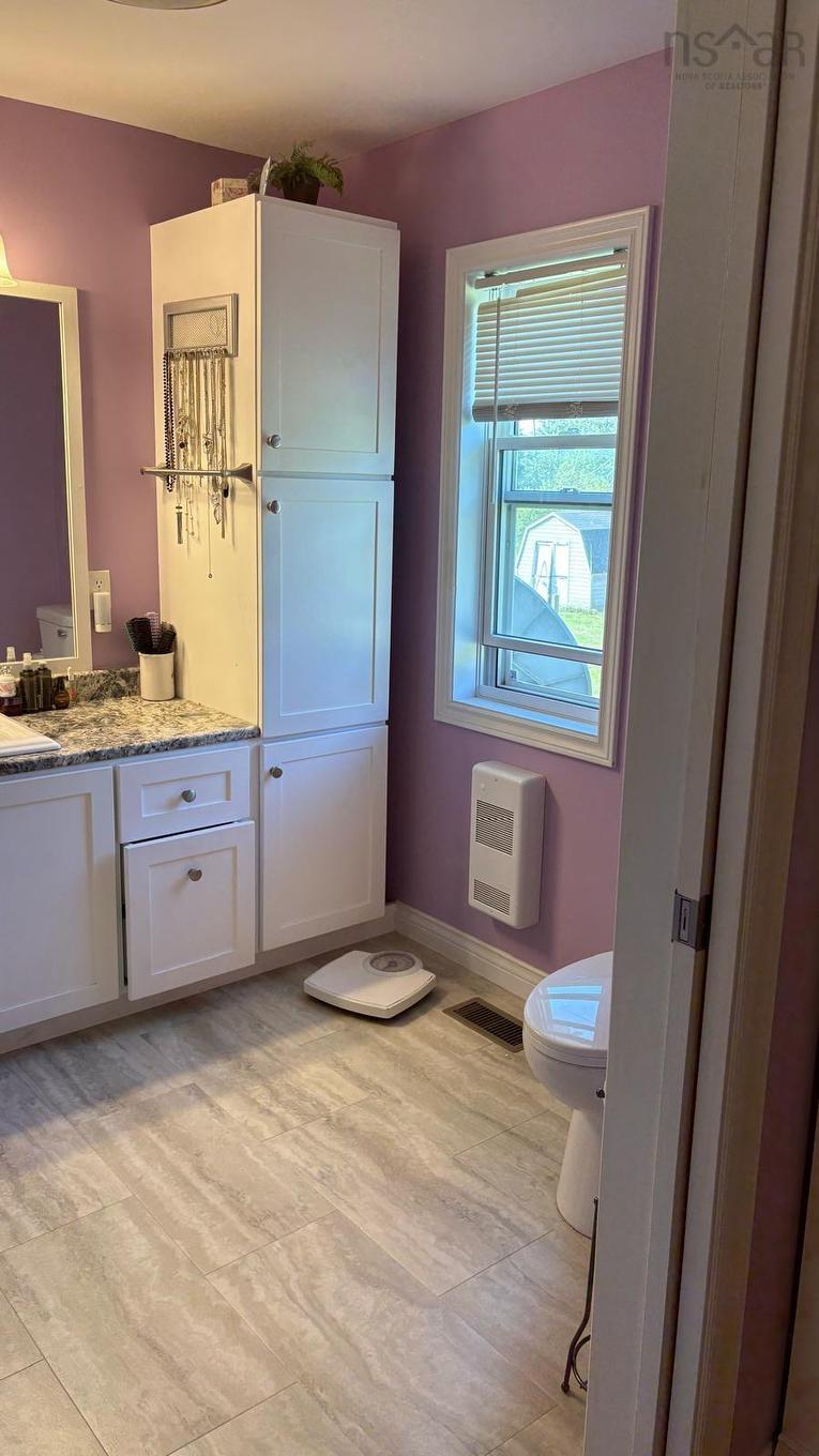 1492 Glen Road Road, Antigonish County, NS - Indoor Photo Showing Bathroom