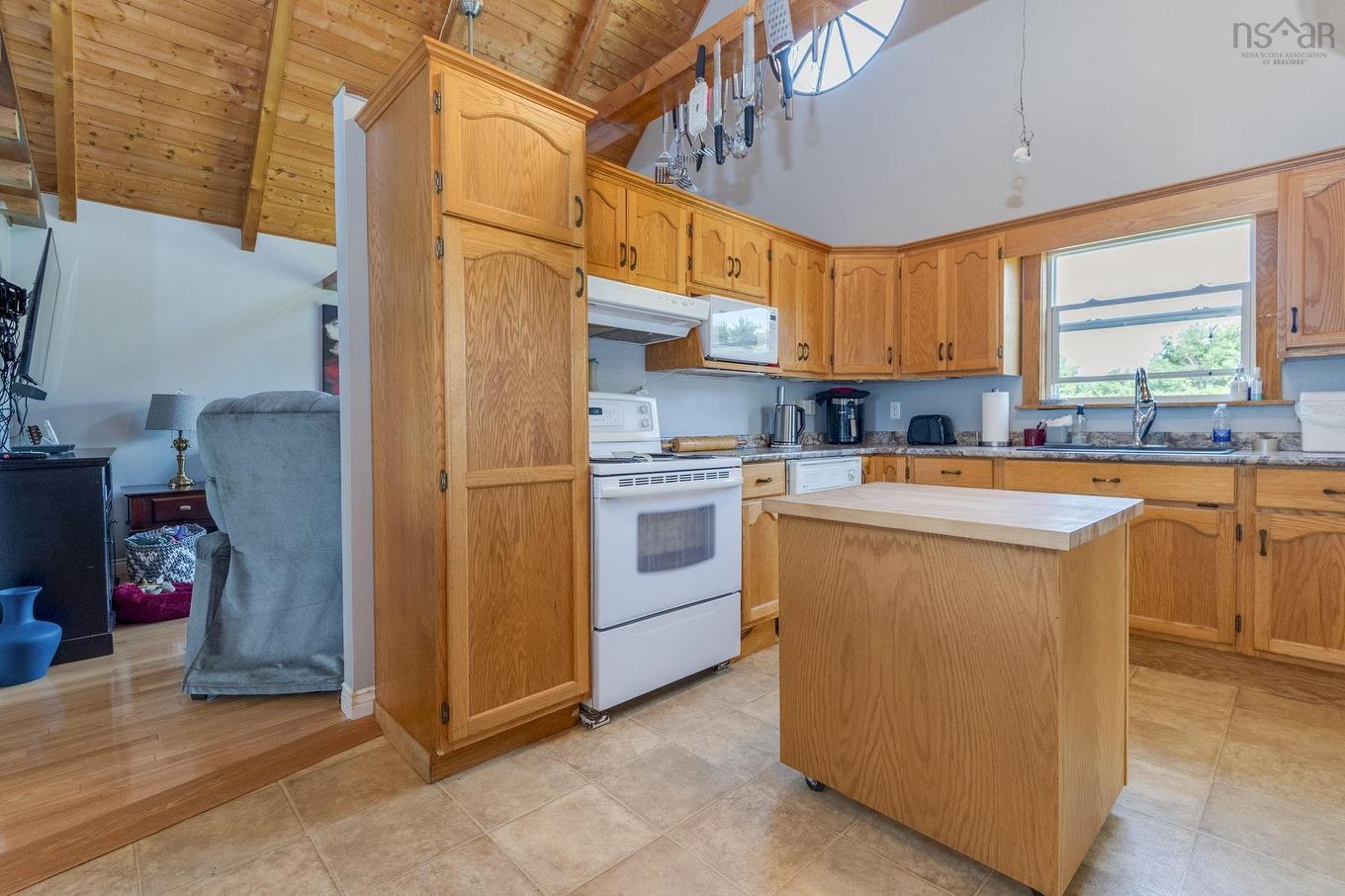 1492 Glen Road Road, Antigonish County, NS - Indoor Photo Showing Kitchen