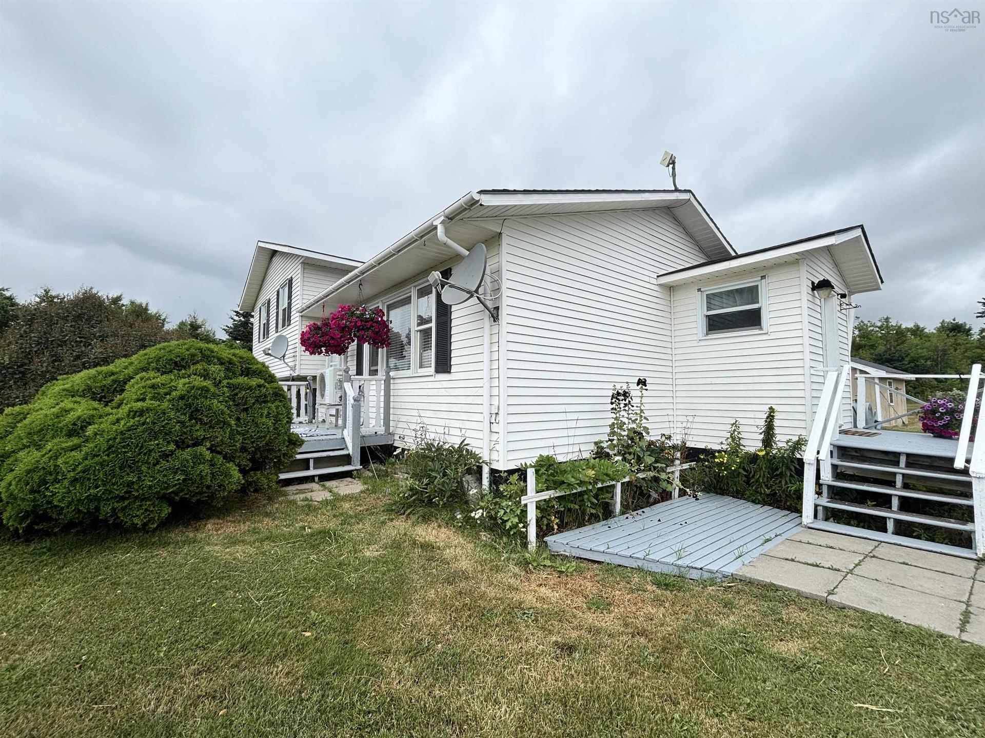 121 Pipers Lane, Inverside, NS - Outdoor