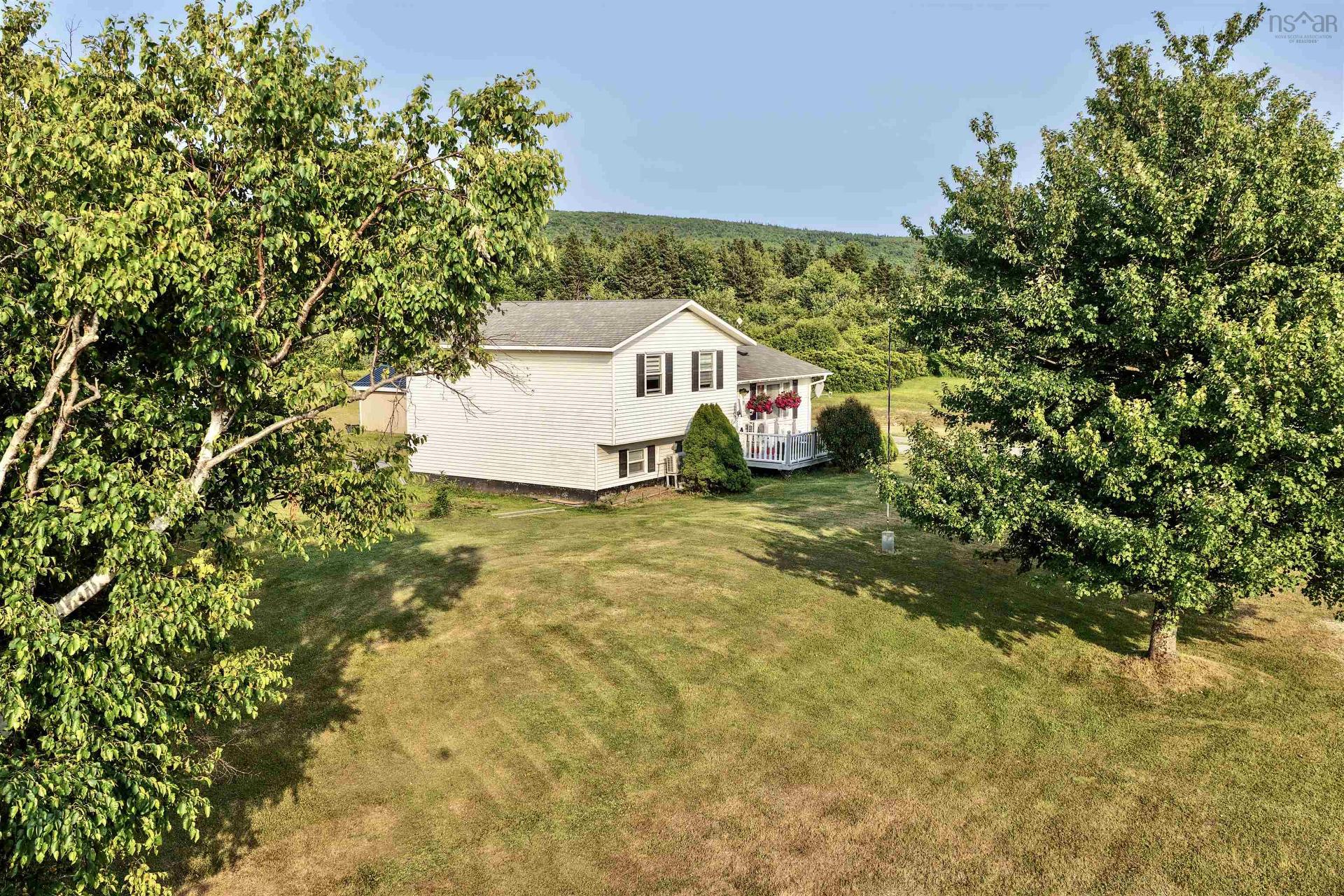 121 Pipers Lane, Inverside, NS - Outdoor