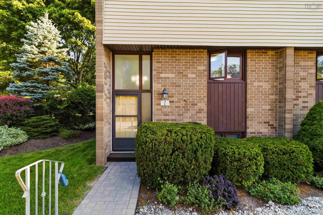 1 Forestside Crescent, Halifax, NS - Outdoor With Exterior