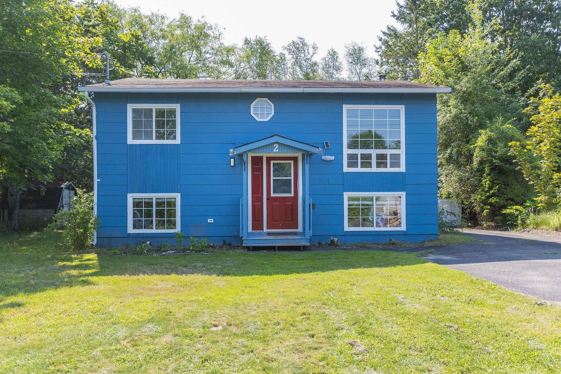 2 Minas Street, Kentville, NS - Outdoor