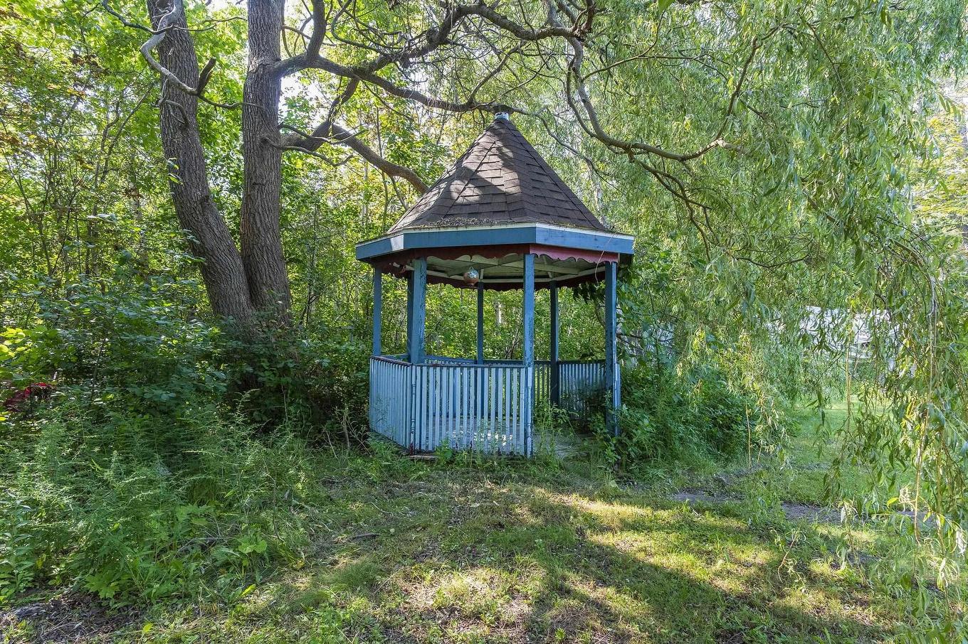 2 Minas Street, Kentville, NS - Outdoor