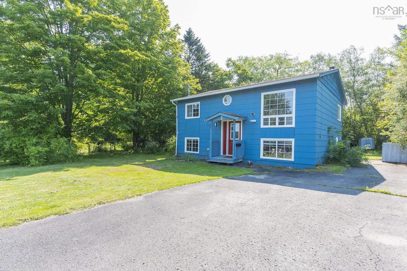 2 Minas Street, Kentville, NS - Outdoor