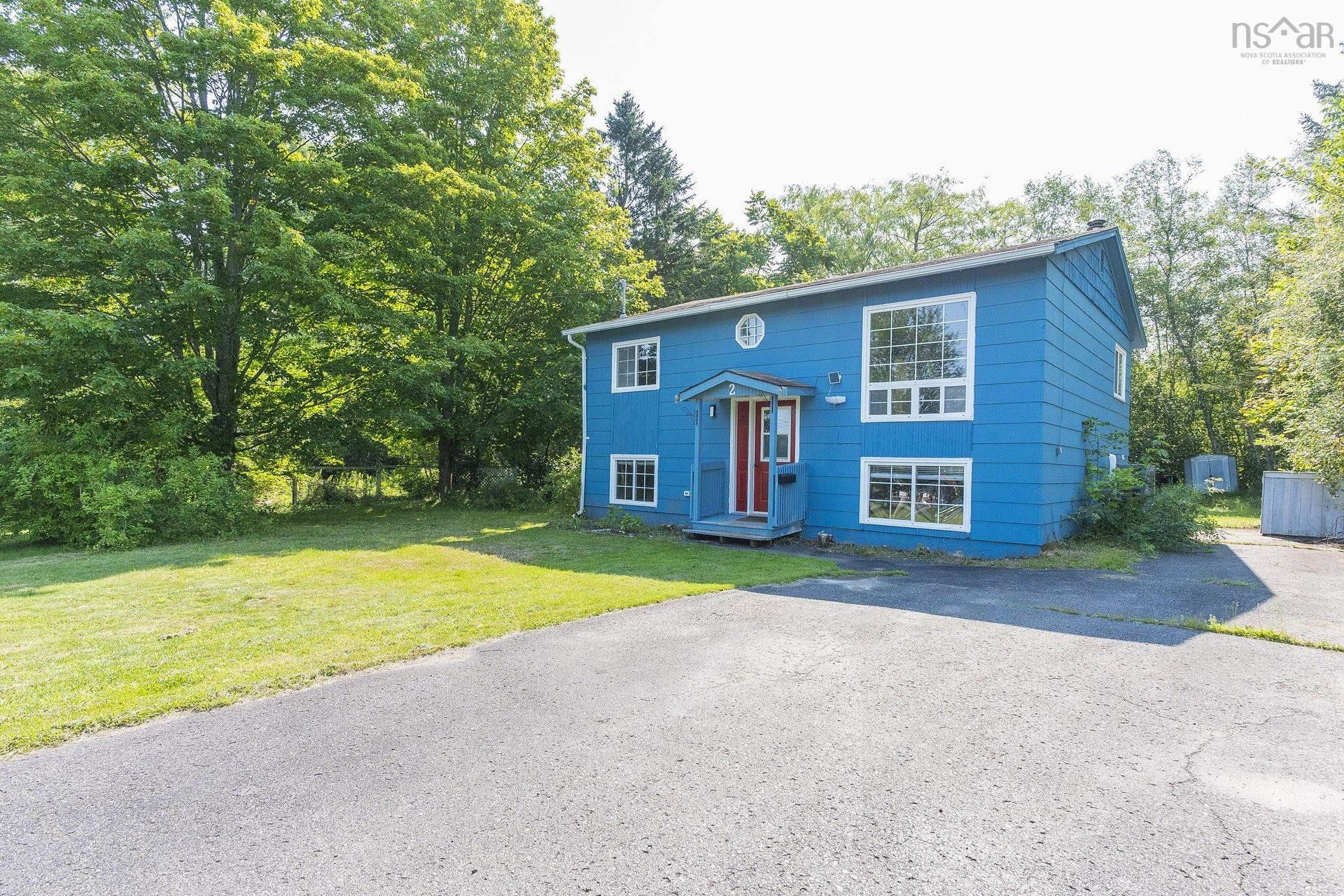 2 Minas Street, Kentville, NS - Outdoor