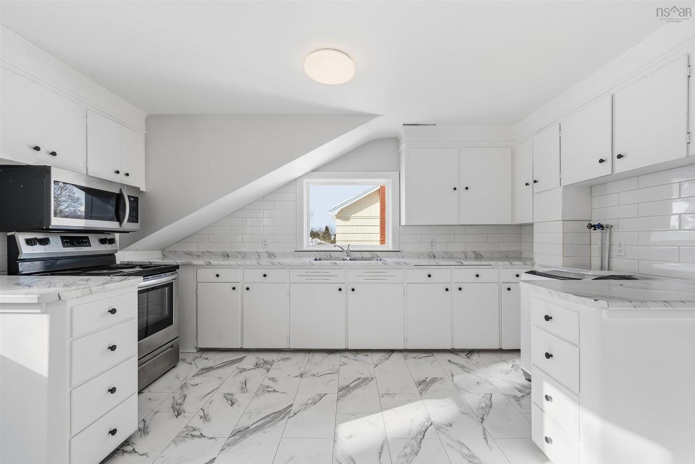 56 Whitman Court, Truro, NS - Indoor Photo Showing Kitchen