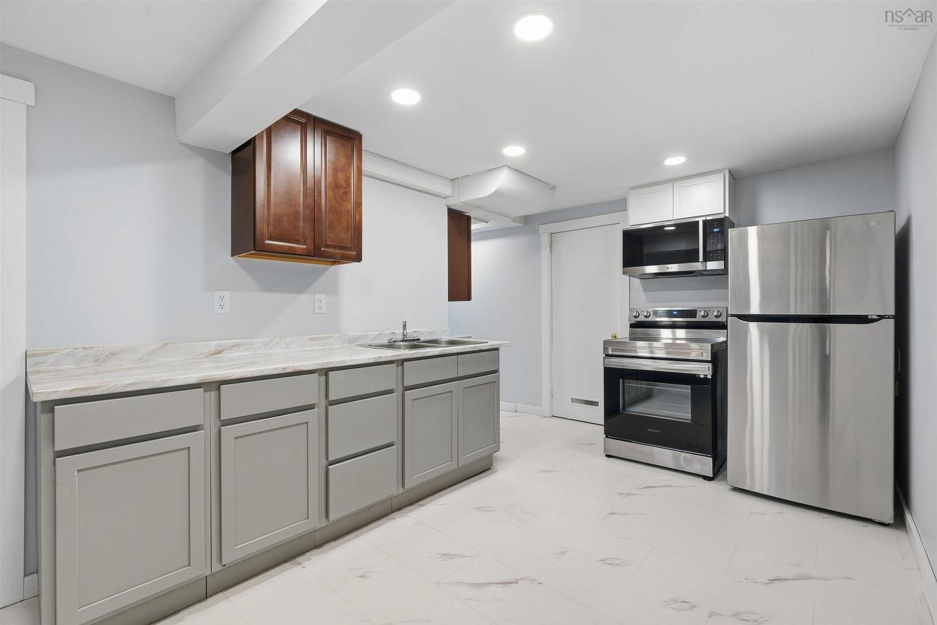 56 Whitman Court, Truro, NS - Indoor Photo Showing Kitchen