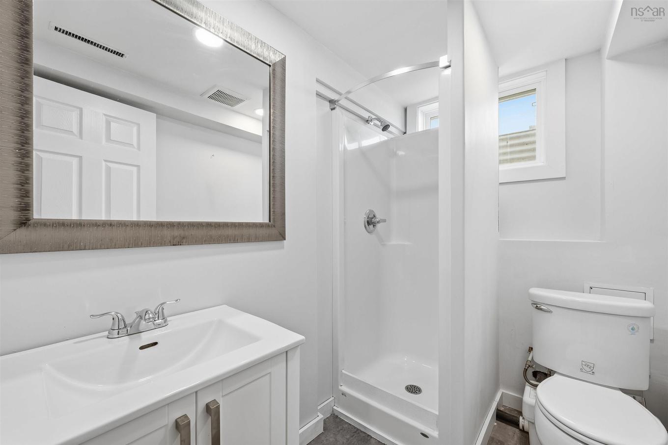 56 Whitman Court, Truro, NS - Indoor Photo Showing Bathroom