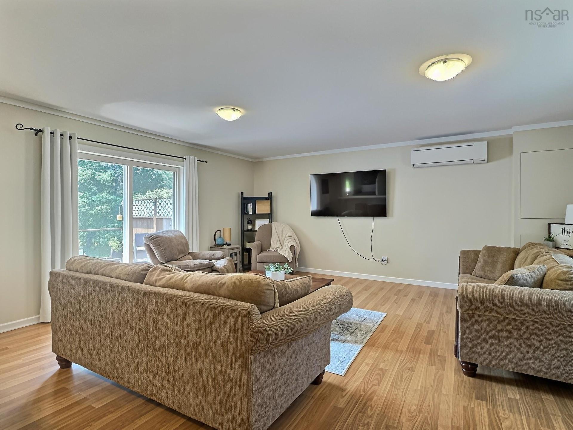 52 Regency Point Drive, Bible Hill, NS - Indoor Photo Showing Living Room
